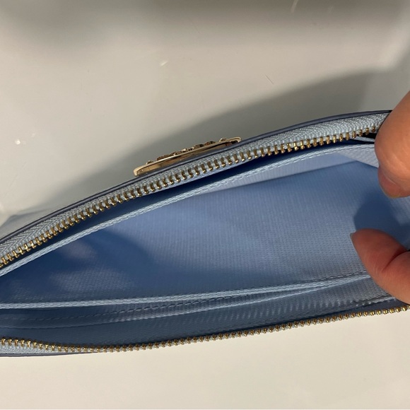 Coach Baby Blue Wristlet new without tags. - Picture 8 of 14